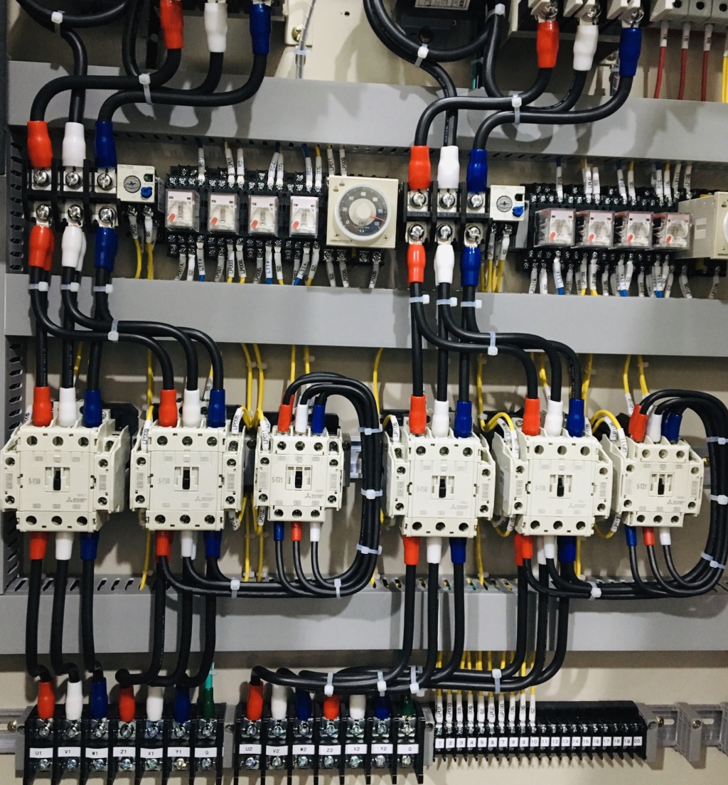 配電盤/斷路器/開關箱/插座/照明/引擎發電機組/控制盤/過電流電驛